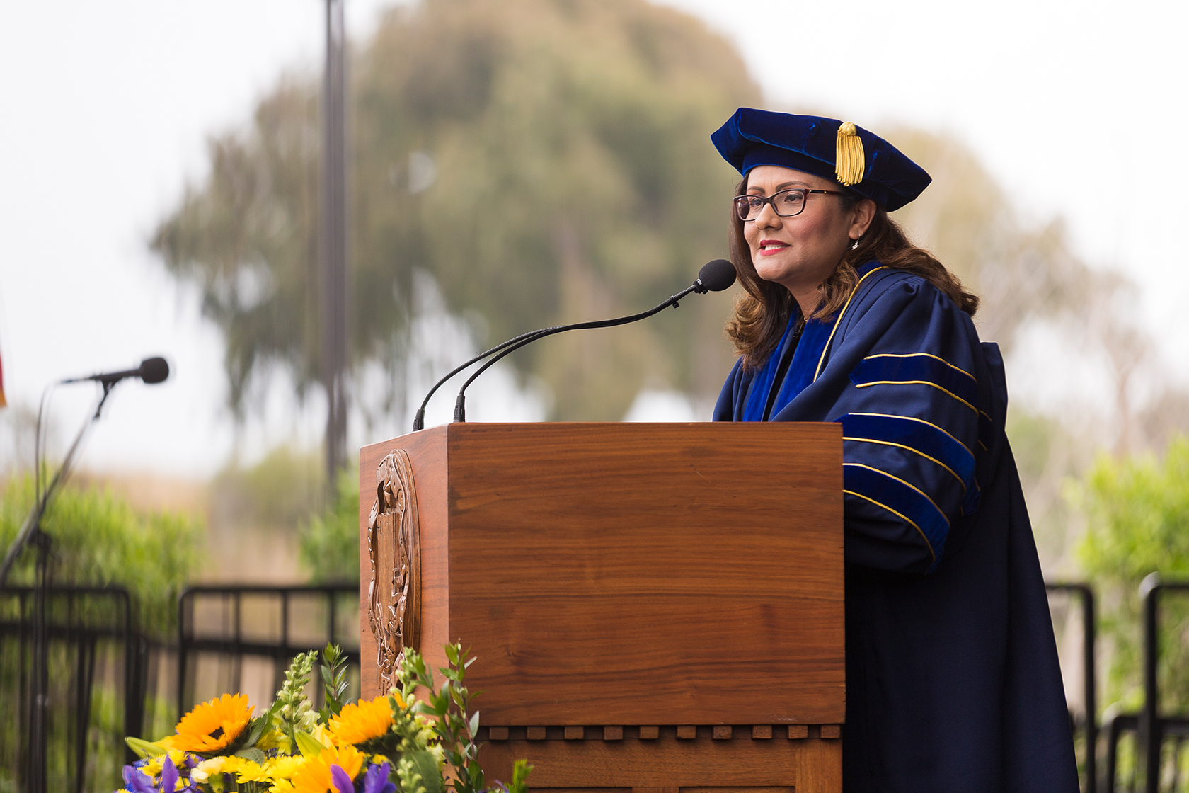 THUMBNAIL-image-3x2-student-speaker THUMBNAIL-image-3x2-student-speaker